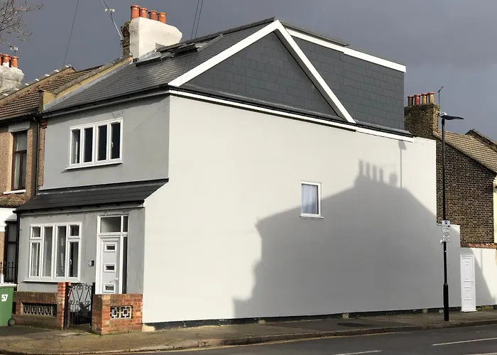 Modern 5 Bed Near Excel -Big Ben