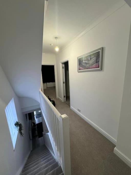 Modern 5 Bed Near Excel -big Ben Casa vacanze Londra