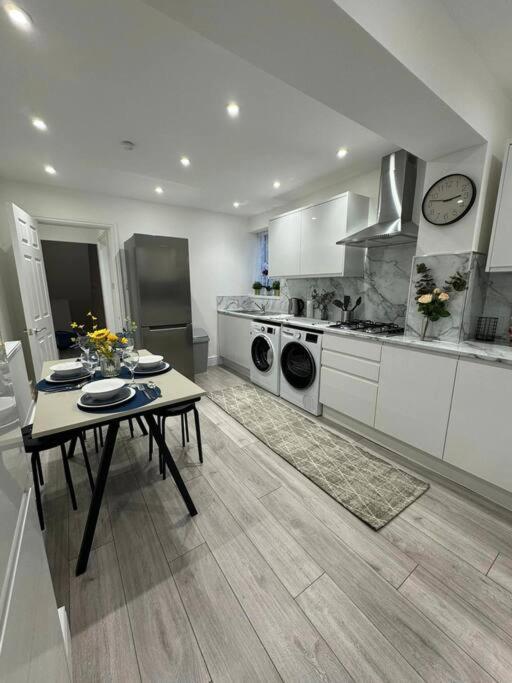 Modern 5 Bed Near Excel -big Ben Casa vacanze *